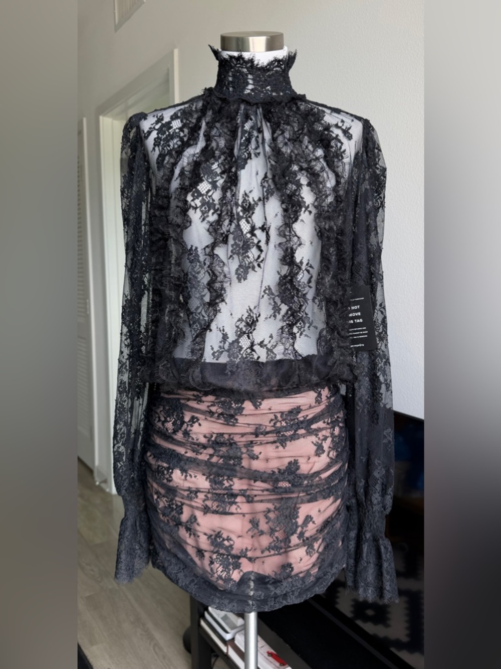 NWT RETROFÊTE YSOLDE LACE DRESS size S - Picture 5 of 16
